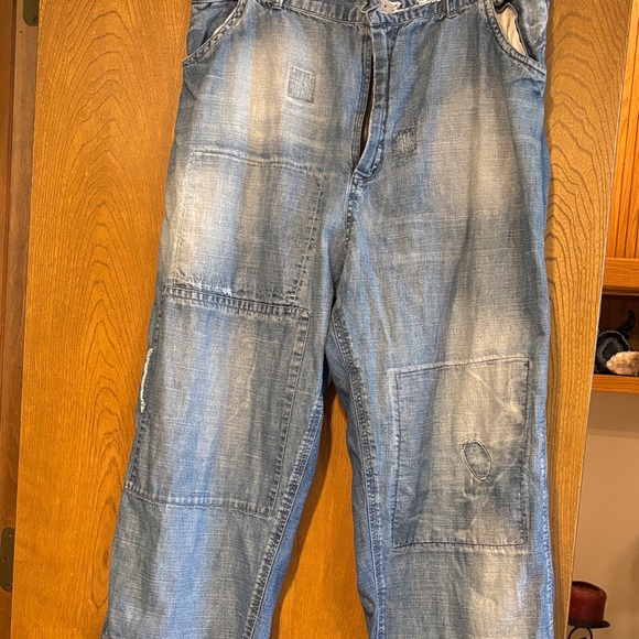 Magnolia Pearl Distressed Blue Relaxed Jeans - Picture 1 of 7